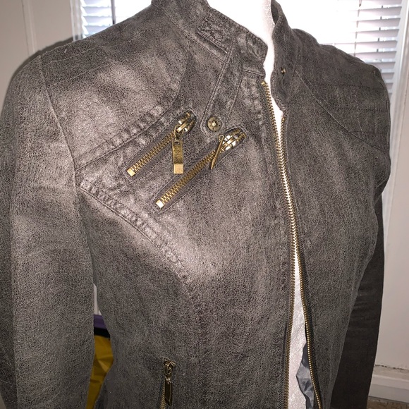 Light Jacket - Picture 4 of 8